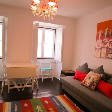 Ferienwohnung Shabby Chic Bairro Alto Lissabon Zimmer foto
