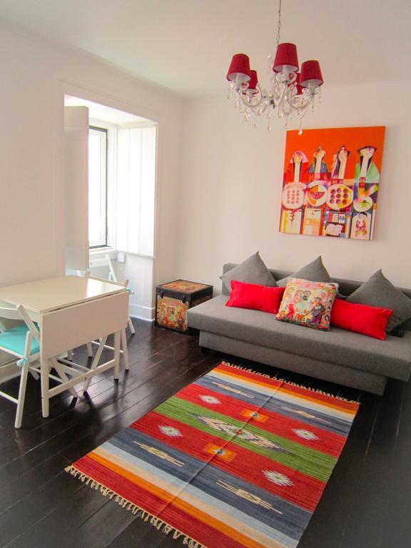 Ferienwohnung Shabby Chic Bairro Alto Lissabon Zimmer foto